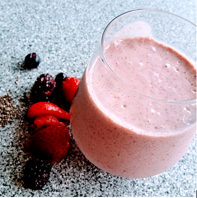 Berrylicious Chia Seed Yogurt Smoothie